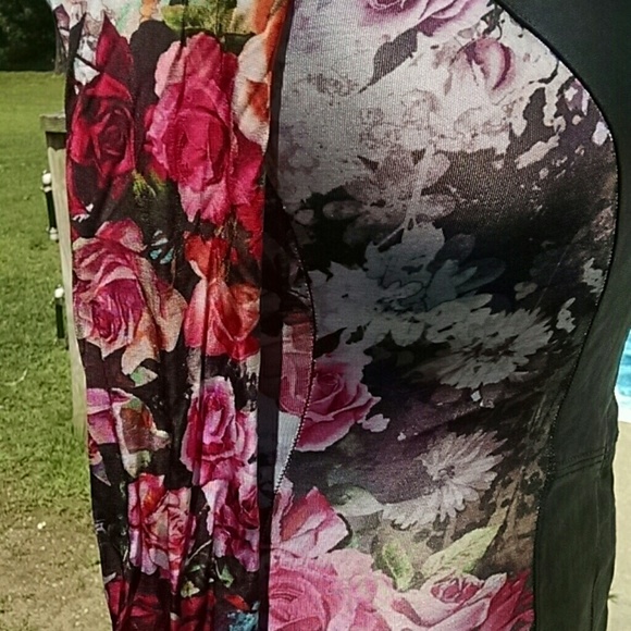 Sky dress - Picture 3 of 5